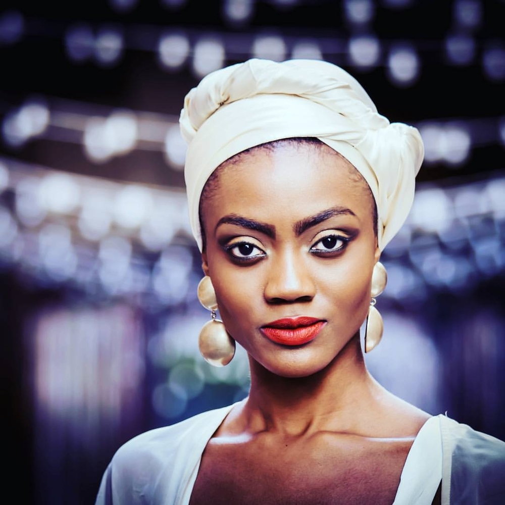 Meet your Posher, Sharon